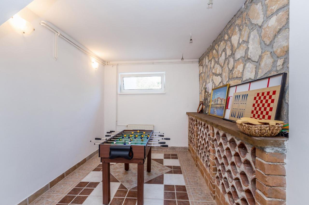 Holiday Home Olive Garden Brzac Esterno foto